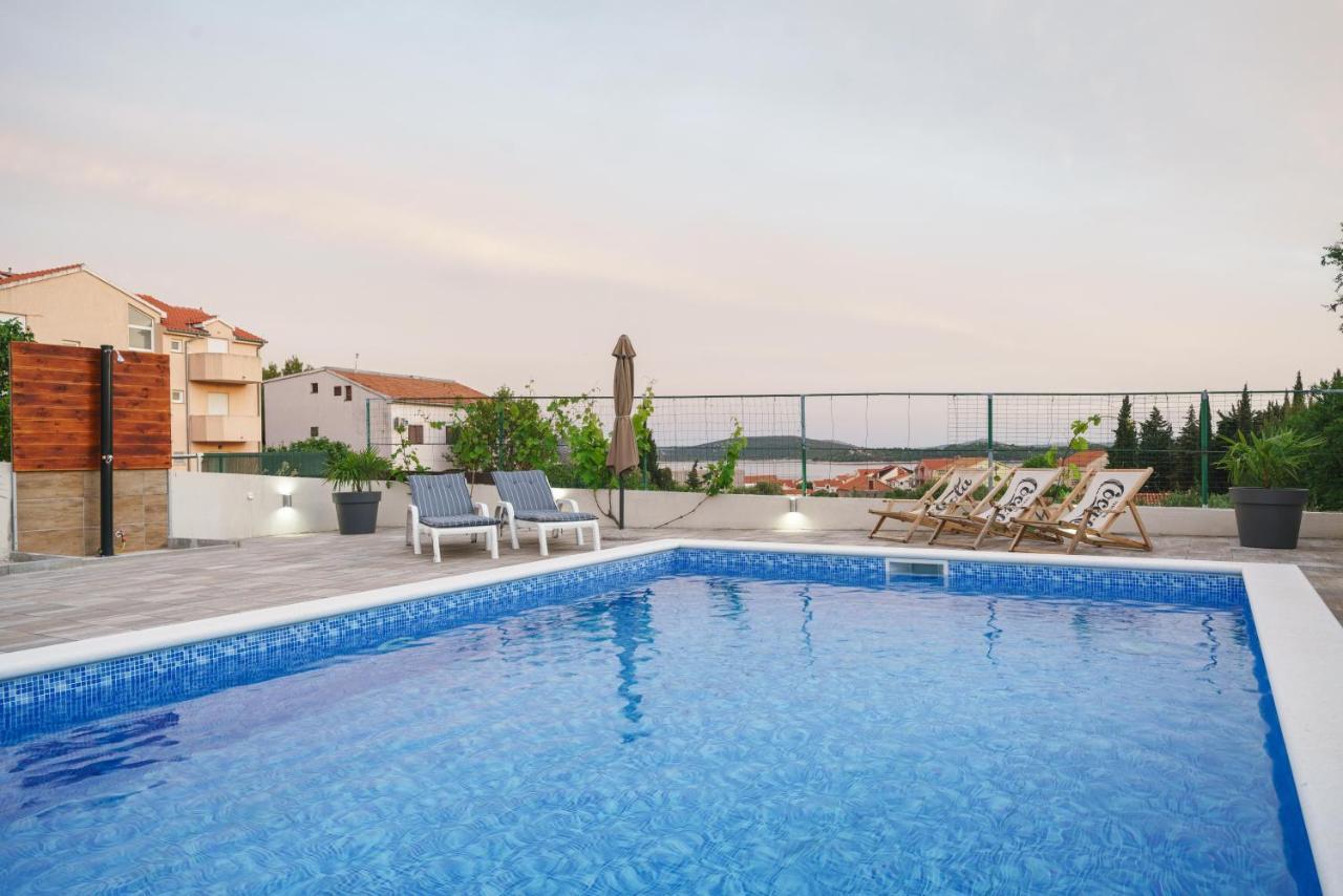Apartments Markunovic Vodice Esterno foto