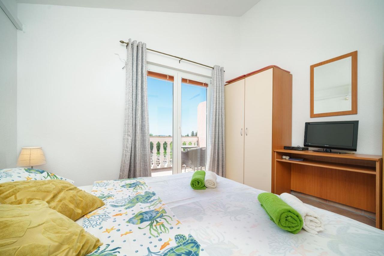 Apartments Markunovic Vodice Esterno foto