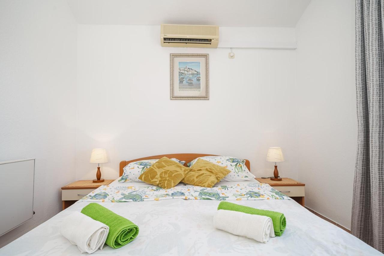 Apartments Markunovic Vodice Esterno foto